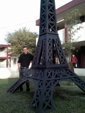 ESCULTURA MONUMENTAL